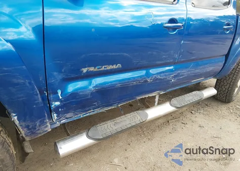 2010 Toyota Tacoma Prerunner V6 из США, поврежденный, VIN 5TEJU4GN1AZ710155